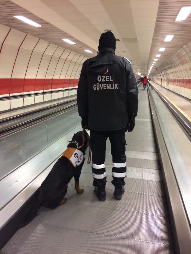 Taksim Metrosu'ndan bir fotoğraf