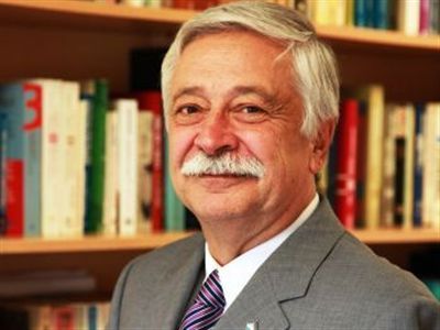 Yılmaz Esmer