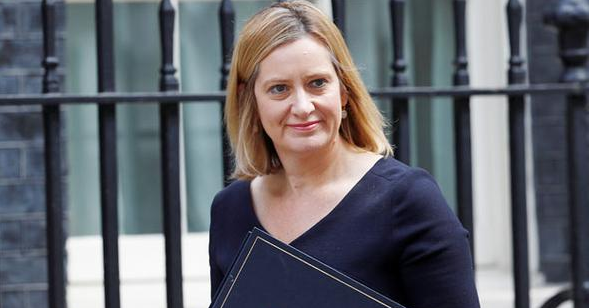 İngiltere İçişleri Bakanı Amber Rudd...
