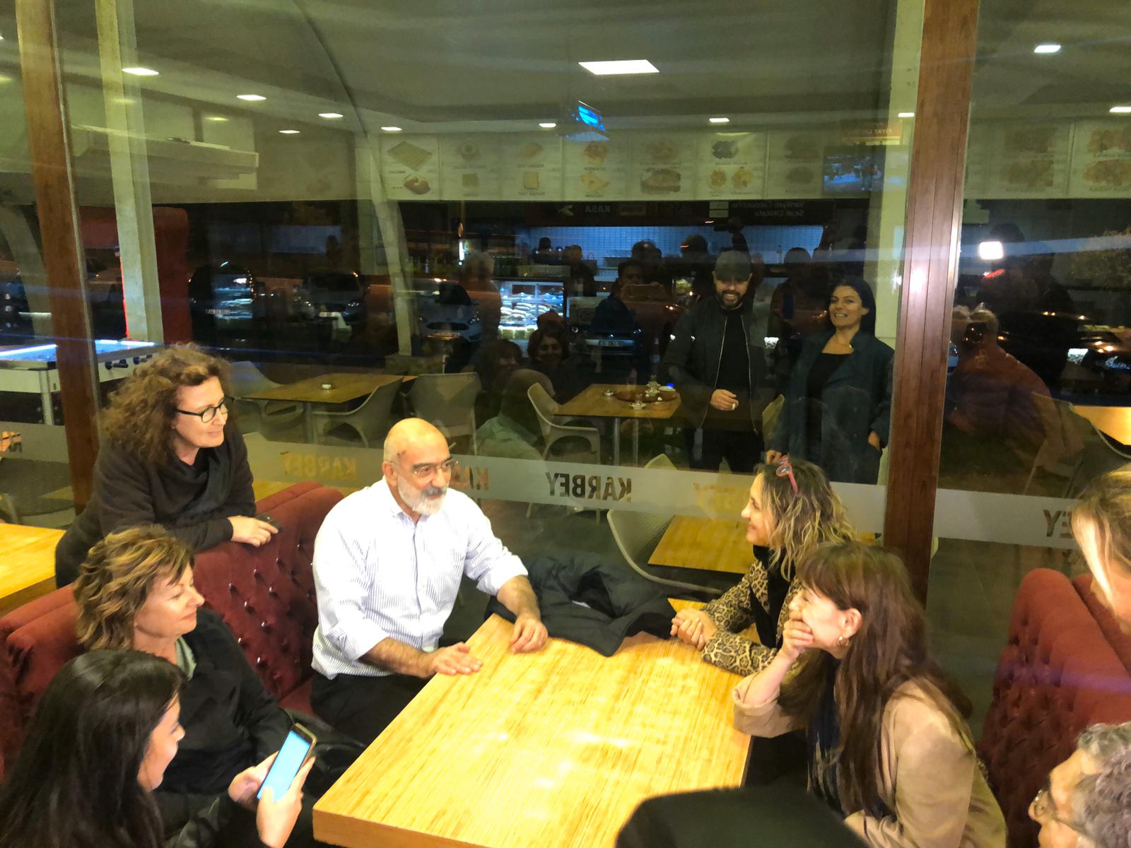 Ahmet Altan ve Nazlı Ilıcak'ın tahliyesinden kareler 