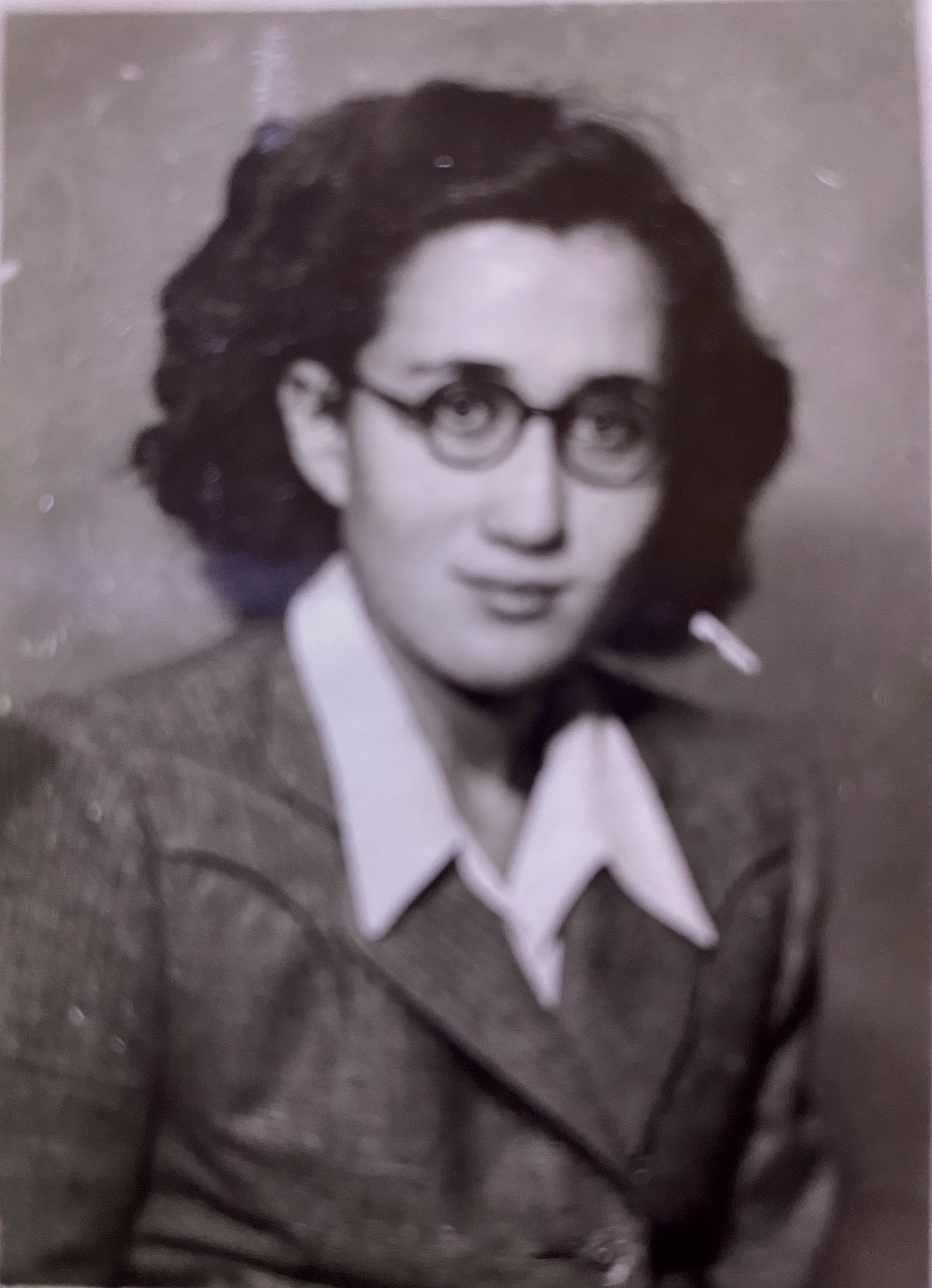 Faika Sanul / Zeynep Boratav arşivi