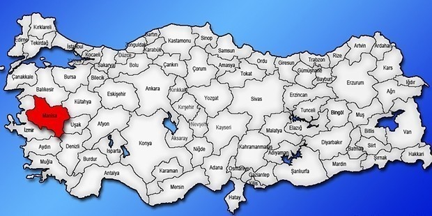 Manisa | Kadın Adaylar: Gülnur Efe (Memleket Partisi) Hatice Nur Germir (YRP) 