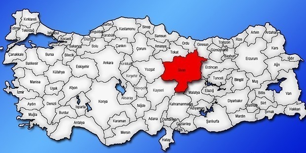 Sivas | Kadın Adaylar: Merve Yıldız Yaray (İYİ Parti) Semiha Şahin (DEM Parti) 
