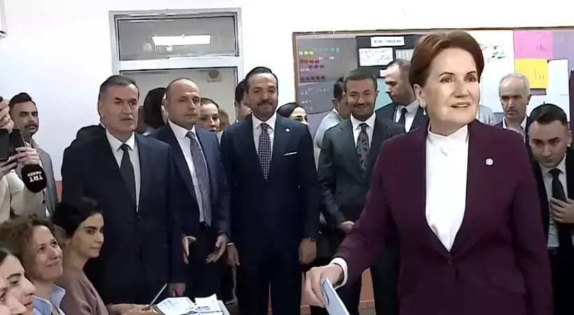 İYİ Parti Genel Başkanı Meral Akşener, önceki seçimlerde İstanbul'daydı. Bu defa Ankara'da olan Akşener, Bilkent'teki Türkiye Emlak Bankası Ortaokulu'nda oy kullandı.