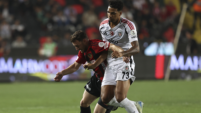 Spor yazarları Gaziantep-Beşiktaş maçını değerlendirdi: Beşiktaş lige müthiş girdi ama aşağı doğru yol almaya başladı