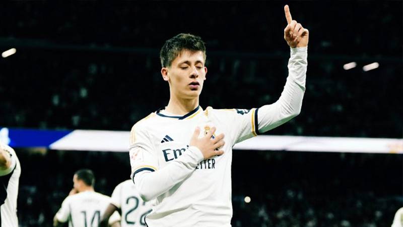Listede Real Madrid'de form giyen milli futbolcu Arda Güler de yer aldı.