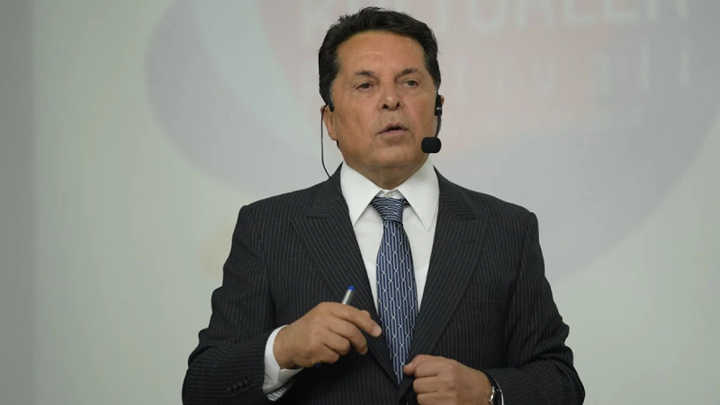 Siyasilerden Esenyurt Belediye Başkanı Ahmet Özer'in gözaltına alınmasına tepki