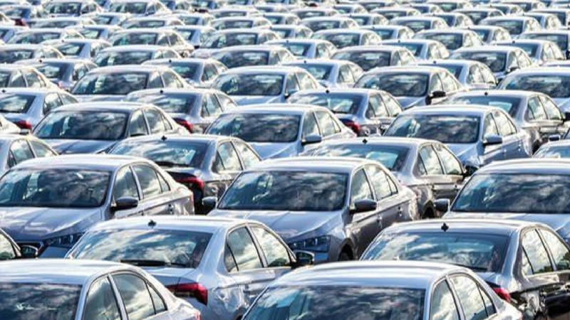 Yayımlanan ilanların yüzde 42'si olan 186 bin 583 aracın satışı gerçekleşti. Satışlarda eylül ayına göre yüzde 7, Ekim 2023'e göre yüzde 39'luk artış dikkati çekti.