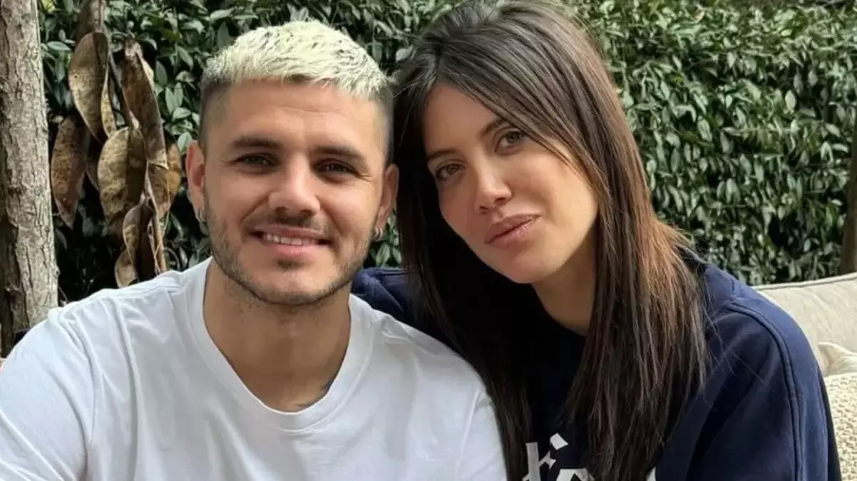 HaberTürk'te yer alan habere göre; evliliğinin, bu ihanet nedeniyle bittiği söyleyen Simona Guatieri, Keita Balde ile Wanda Nara'nın kendisini Dubai'de aldattığını açıkladı. 