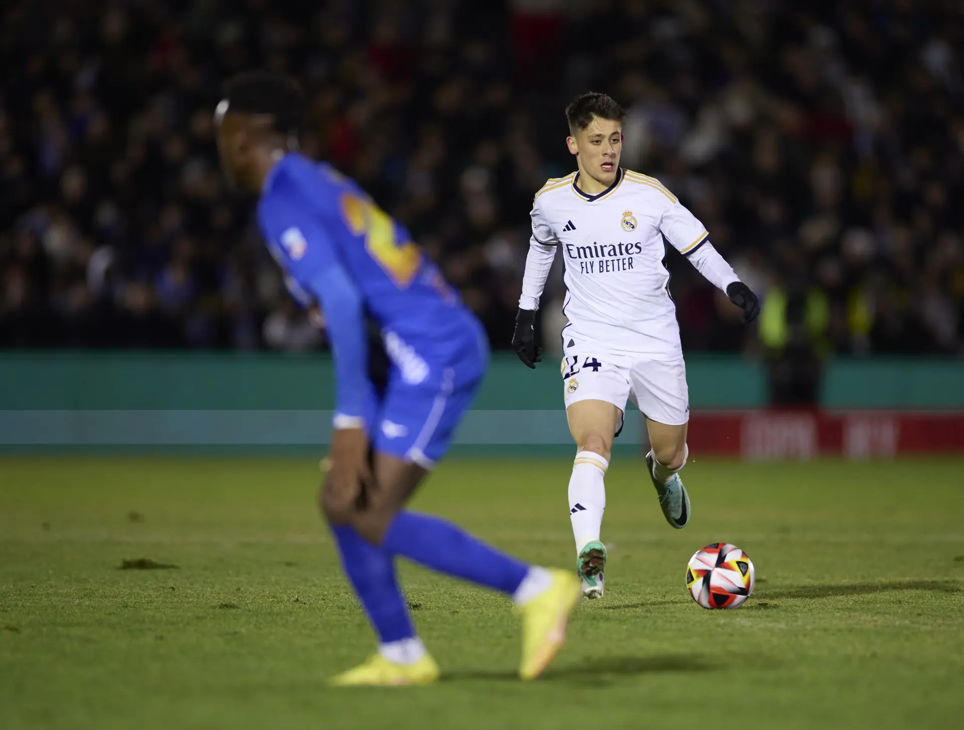İspanya Kral Kupası'nda Arandina takımını 3-1 yenerek son 16 turuna kalan Real Madrid'de milli futbolcu Arda Güler ilk kez sahaya çıktı.