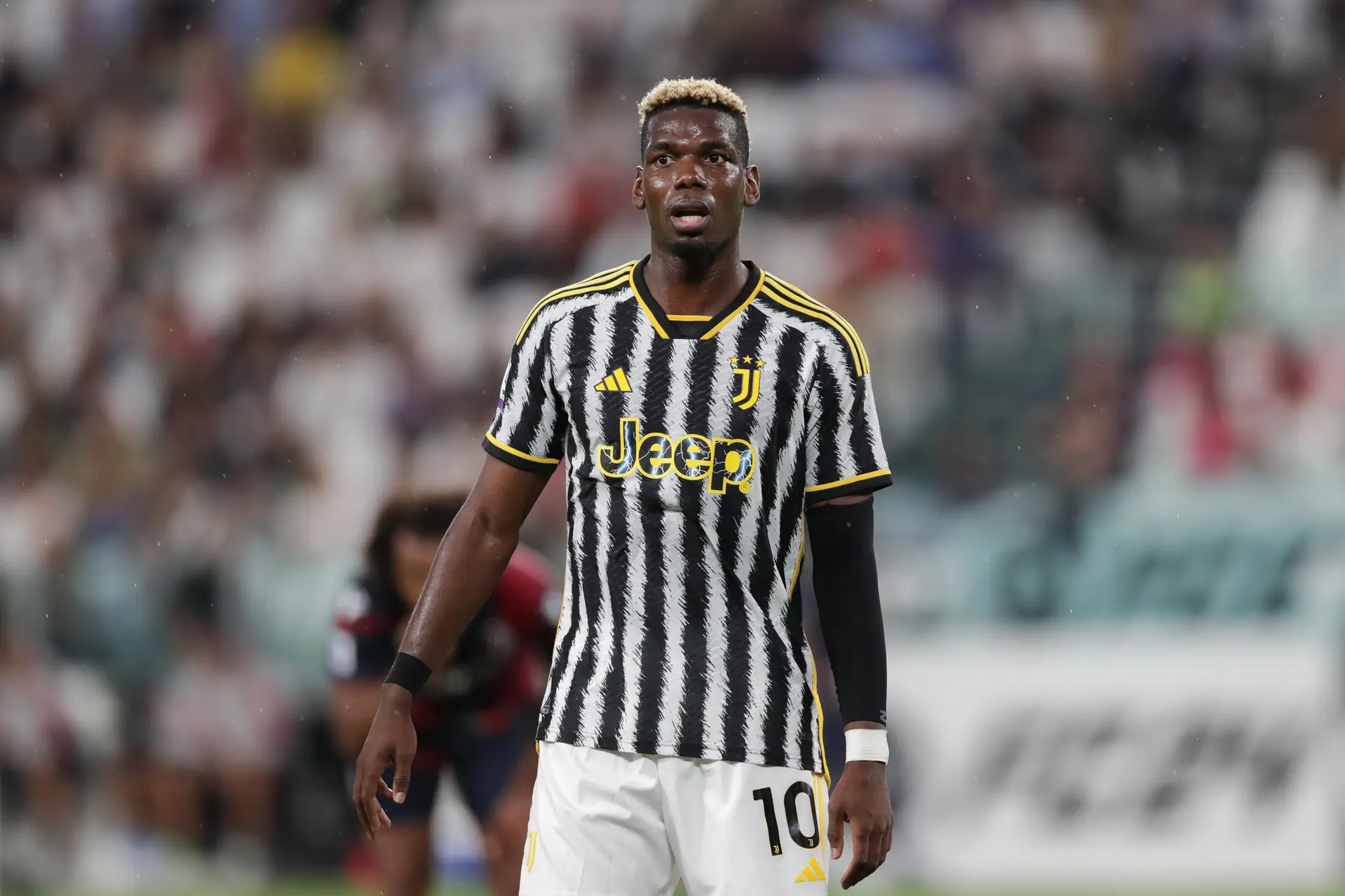 Doping testi pozitif çıkan İtalya ekibi Juventus'un Fransız futbolcusu Paul Pogba, 4 yıl men cezası aldı.