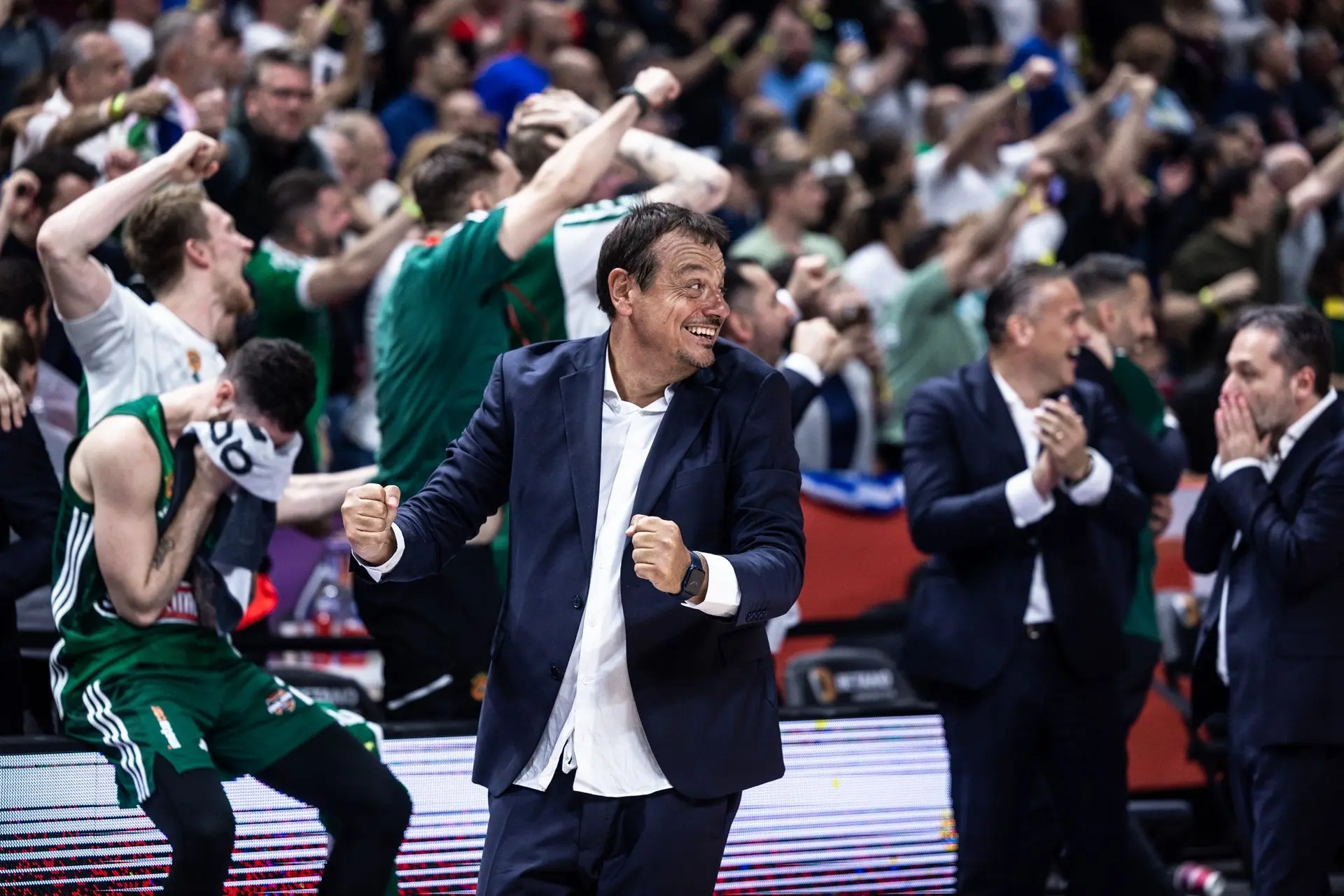 Türk başantrenör Ergin Ataman'ın çalıştırdığı Panathinaikos AKTOR, Basketbol THY Avrupa Ligi Dörtlü Final'in final maçında Real Madrid'i 95-80 mağlup ederek şampiyon oldu.