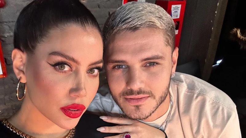 Sosyal medya hesapları üzerinden birbirlerine ağır ithamlarda bulunan Icardi ve Nara arasındaki sorunlar da devam ediyor.