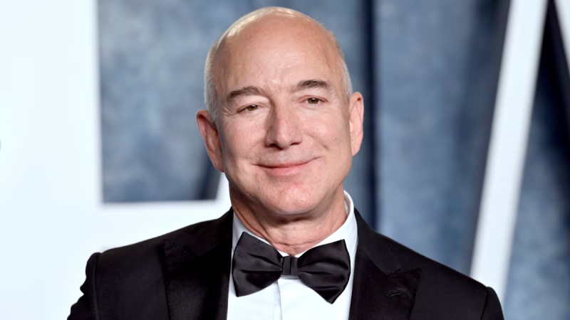 2. Jeff Bezos | Net serveti: 250.1 milyar dolar Servetinin kaynağı: Amazon Yaş: 60