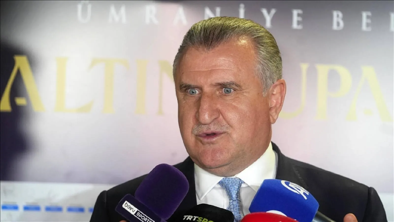 Osman Aşkın Bak