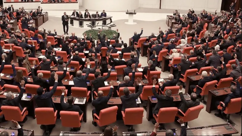Yeni Parti, demokrasi maçımız ve “süreç”