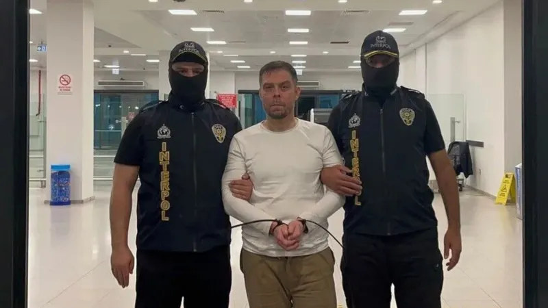 Polisten “sınır ötesi” yeni nesil çete operasyonu
