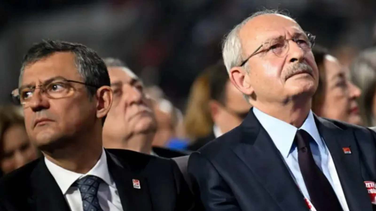 CHP'den Yeni Partili milletvekillerine noter aracılığıyla ihtarname