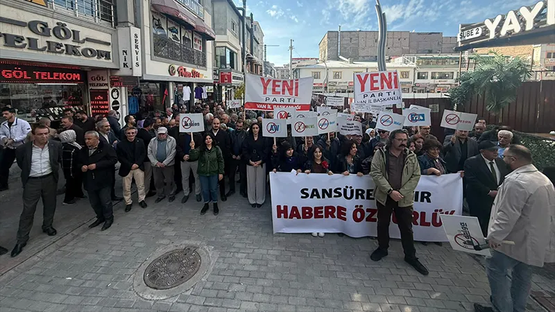 Van’da gazetecilerden basın özgürlüğü çağrısı: Artık yeter, nefes alamıyoruz!
