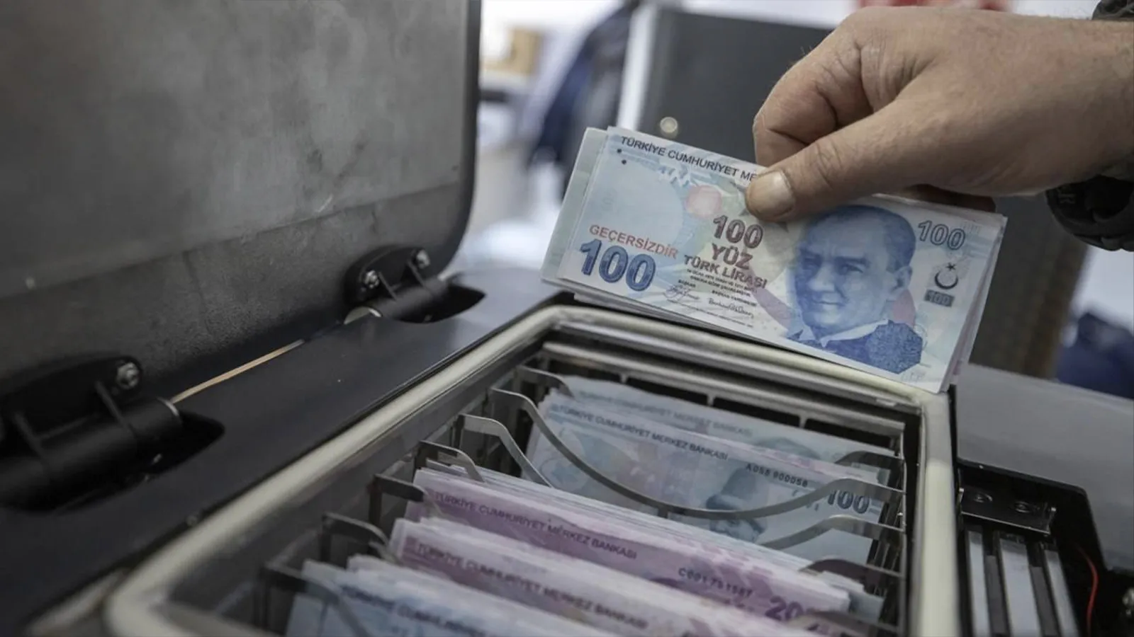 Mali yorgunluk ve enflasyonla mücadelede maliye politikası
