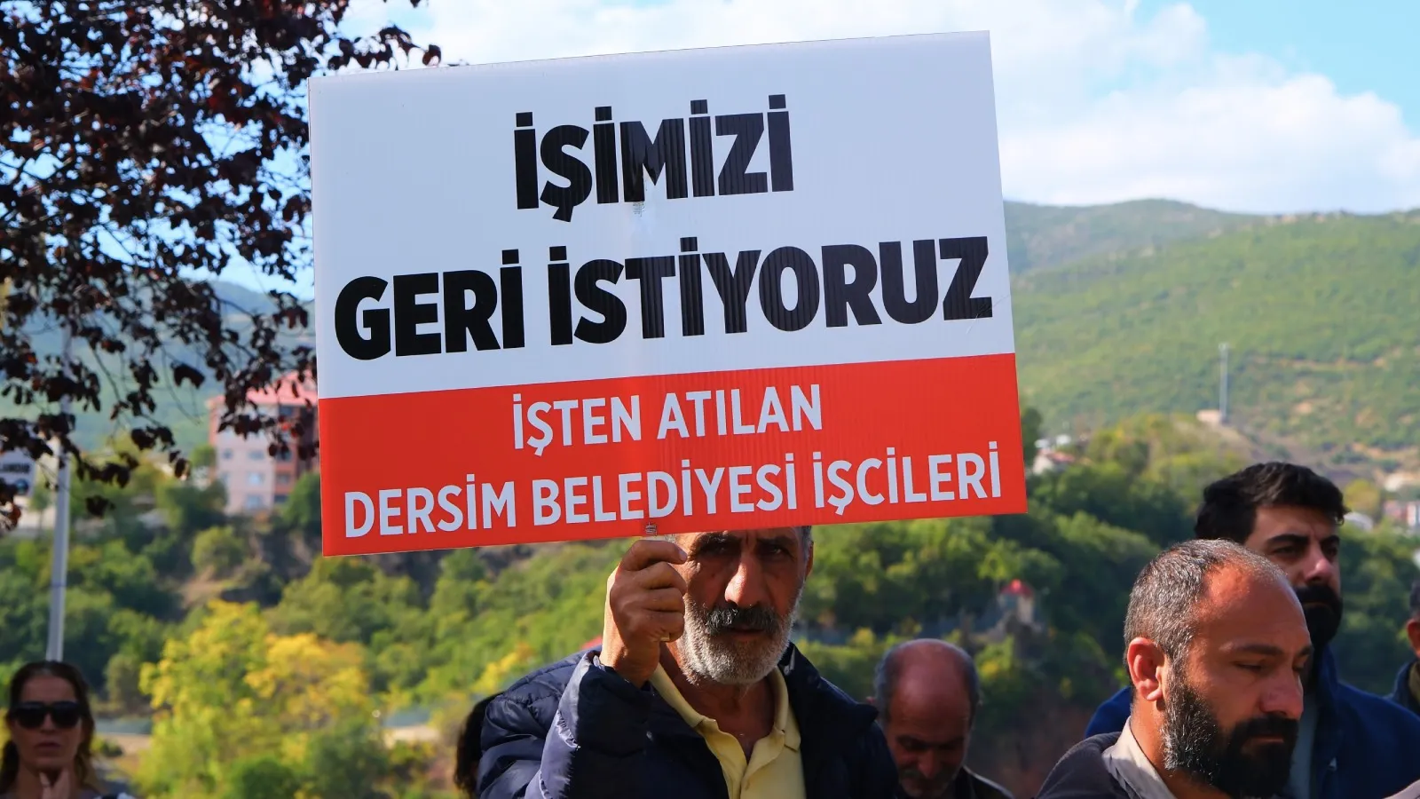 Tunceli'de kayyımın işten çıkardığı işçiler iade kararına rağmen işine dönemedi: Partizan anlayış kabul edeceğimiz bir durum değil!