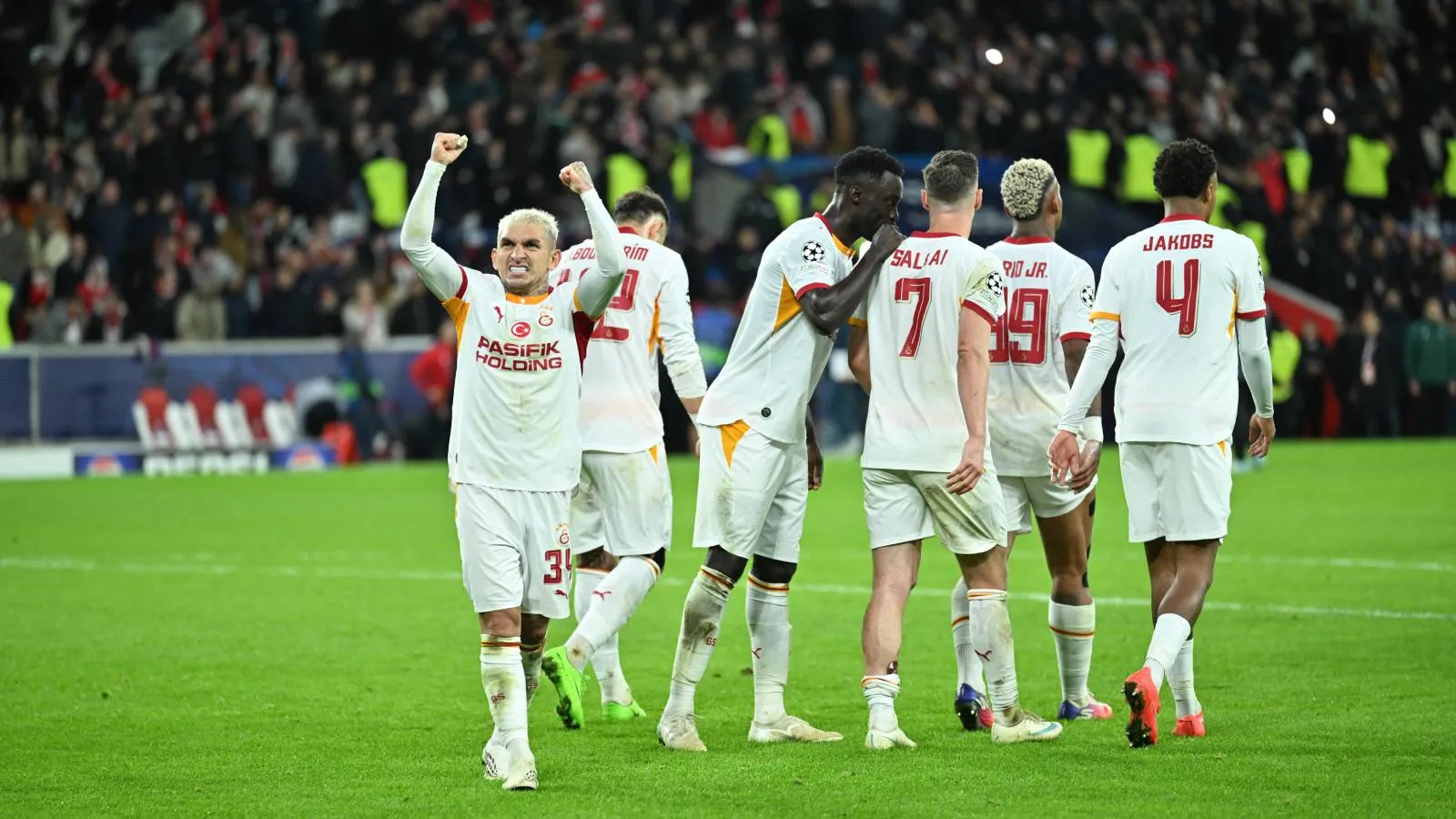Galatasaray'da rekorların gecesi!