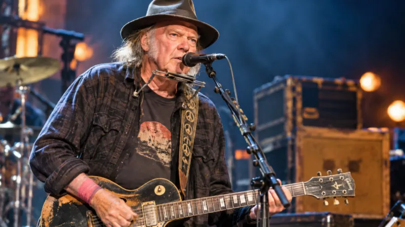 Neil Young: Müziğin, kültürün ve insanlığın vicdanı ve yılmaz bekçisi