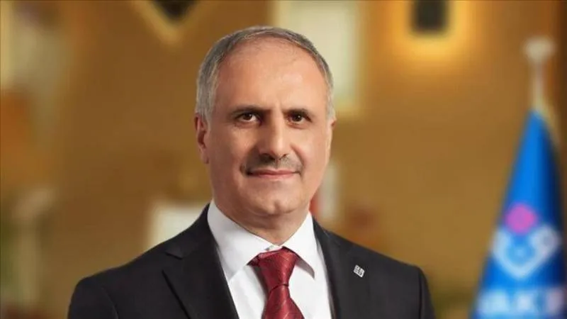 Damadı fon soruşturmasında tutuklanmıştı: Hazine ve Maliye Bakan Yardımcısı Osman Çelik, Mehmet Şimşek'e emeklilik dilekçesini sundu